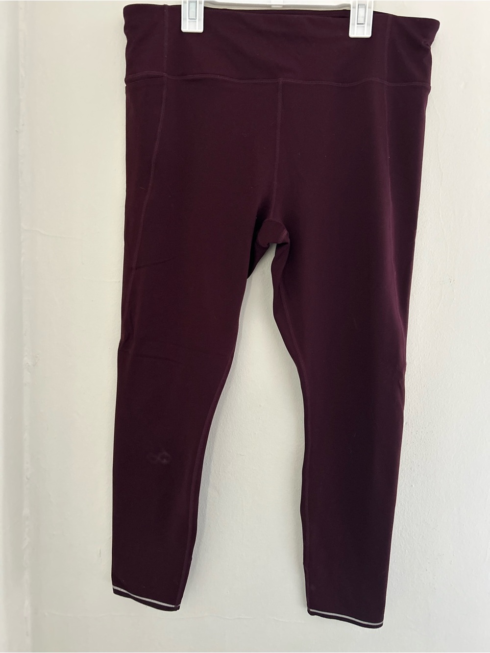 Athleta Run Free 7/8 Tight
